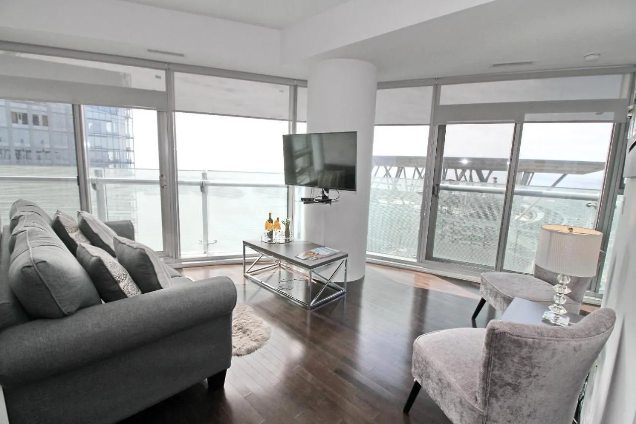 Presidential 2+1Br Condo, Entertainment District Toronto Canada